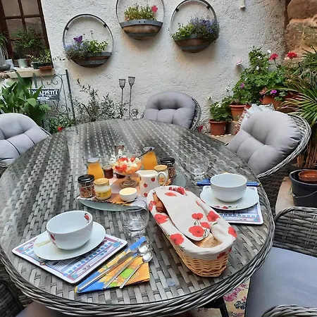 Oda ve Kahvaltı Maison Du Coquelicot