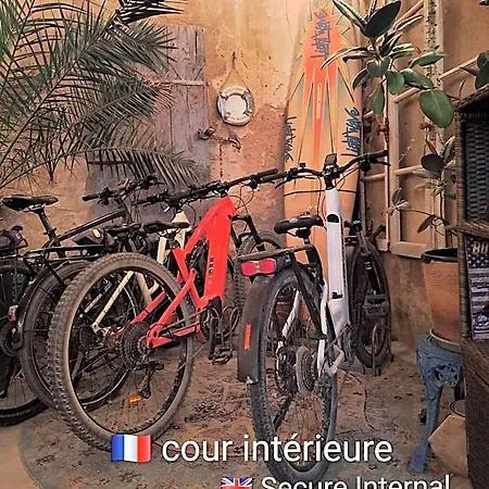 Maison Du Coquelicot 住宿加早餐酒店 *